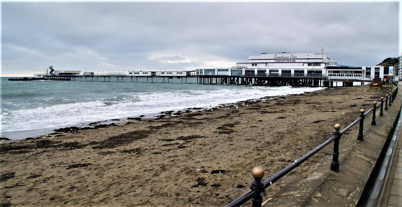 Sandown pier