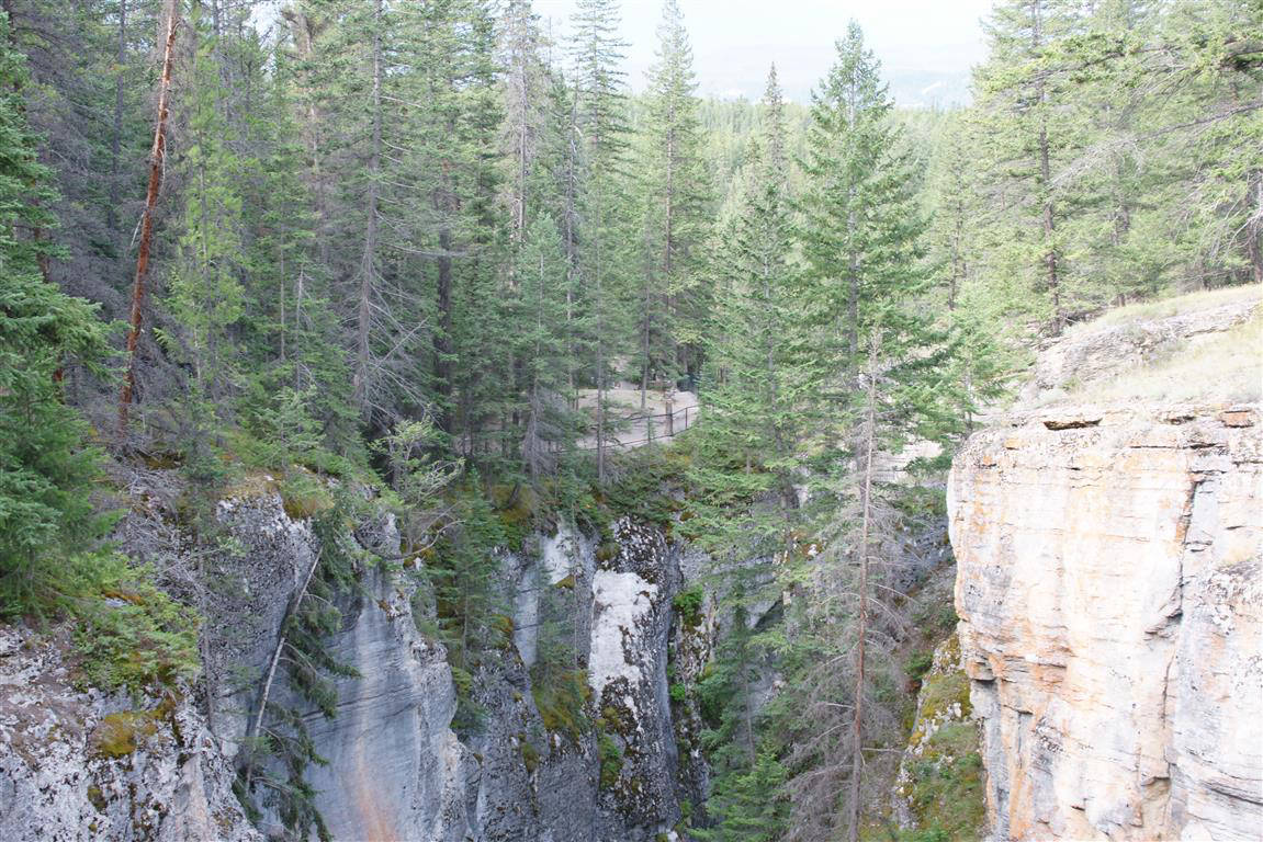 More Maligne Canyon