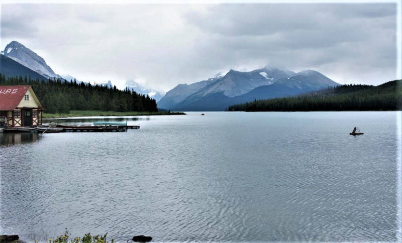 Maligne Lake